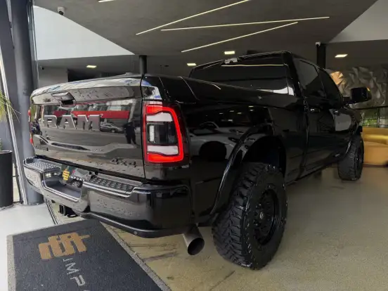 RAM-2500-6.7 I6 TURBO DIESEL NIGHT EDITION CD 4X4 AUTOMÁTICO RAM-2500-2022