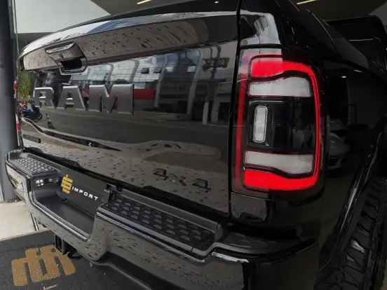 RAM-2500-6.7 I6 TURBO DIESEL NIGHT EDITION CD 4X4 AUTOMÁTICO RAM-2500-2022
