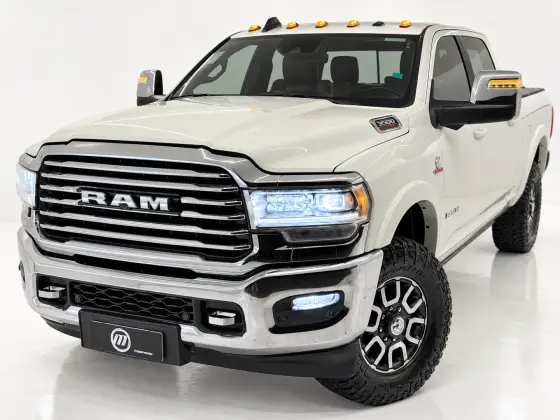 RAM 3500 6.7 I6 TURBO DIESEL LIMITED LONGHORN CD 4X4  AUTOMÁTICO