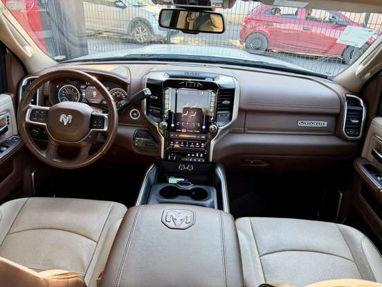RAM-3500-6.7 I6 TURBO DIESEL LARAMIE CD 4X4 AUTOMÁTICO RAM-3500-2022