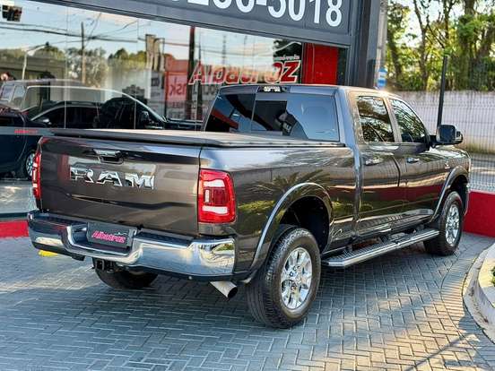 RAM-3500-6.7 I6 TURBO DIESEL LARAMIE CD 4X4 AUTOMÁTICO RAM-3500-2022