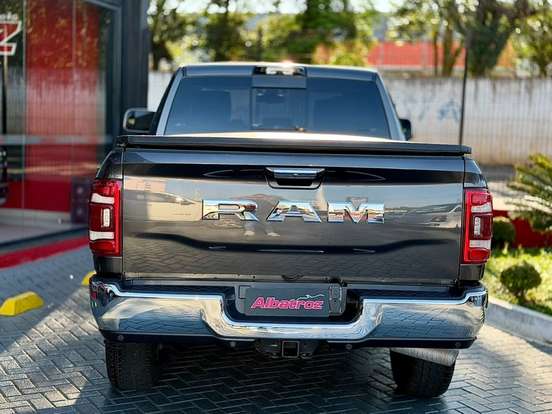 RAM-3500-6.7 I6 TURBO DIESEL LARAMIE CD 4X4 AUTOMÁTICO RAM-3500-2022