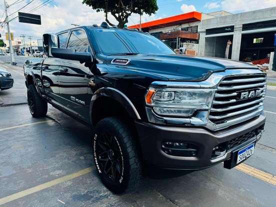 RAM-3500-6.7 I6 TURBO DIESEL LARAMIE NIGHT EDITION CD 4X4 AUTOMÁTICO RAM-3500-2022