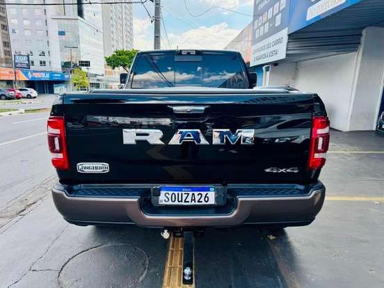 RAM-3500-6.7 I6 TURBO DIESEL LARAMIE NIGHT EDITION CD 4X4 AUTOMÁTICO RAM-3500-2022