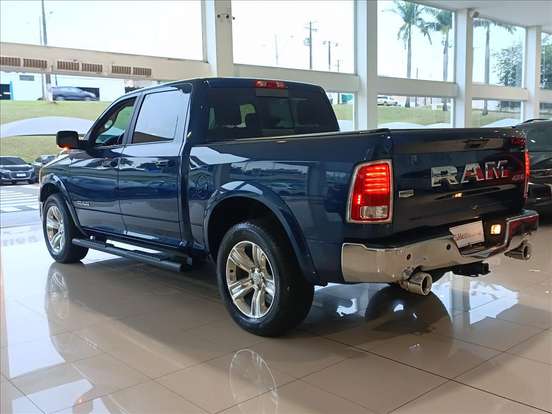 RAM-CLASSIC-5.7 V8 GASOLINA LARAMIE CD 4X4 AUTOMÁTICO RAM-CLASSIC-2023