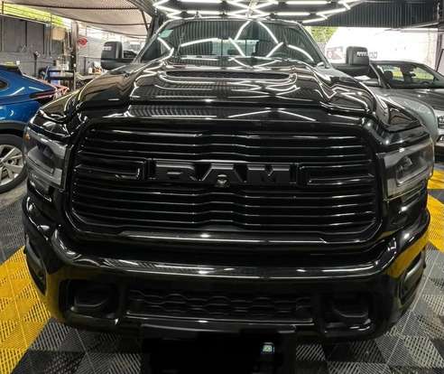 RAM-2500-6.7 I6 TURBO DIESEL LARAMIE CD 4X4 AUTOMÁTICO RAM-2500-2023