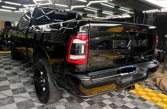 RAM-2500-6.7 I6 TURBO DIESEL LARAMIE CD 4X4 AUTOMÁTICO RAM-2500-2023