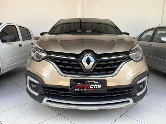 RENAULT-CAPTUR-2021