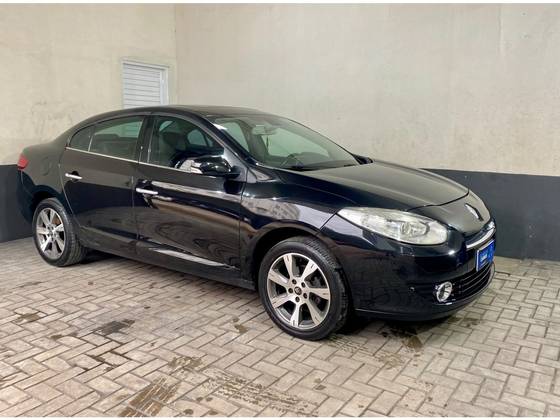 RENAULT FLUENCE 2.0 PRIVILÉGE 16V FLEX 4P AUTOMÁTICO