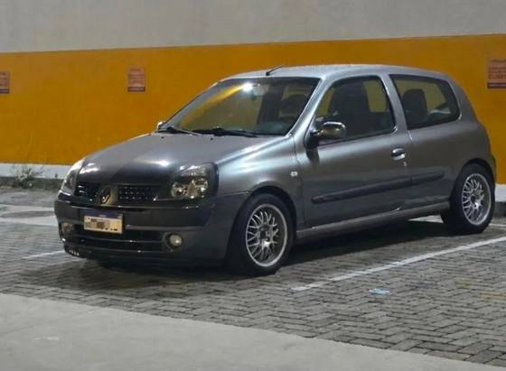 Renault Clio 1.6 Expression 16V Flex 2P Manual
