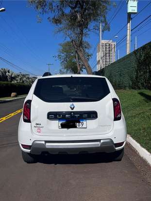 RENAULT-DUSTER-2015