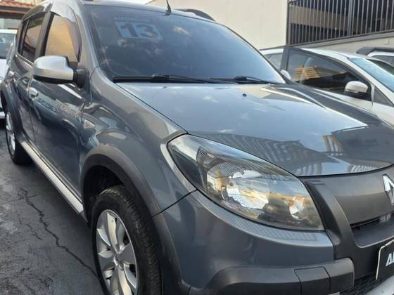 RENAULT SANDERO 1.6 STEPWAY 16V FLEX 4P AUTOMÁTICO