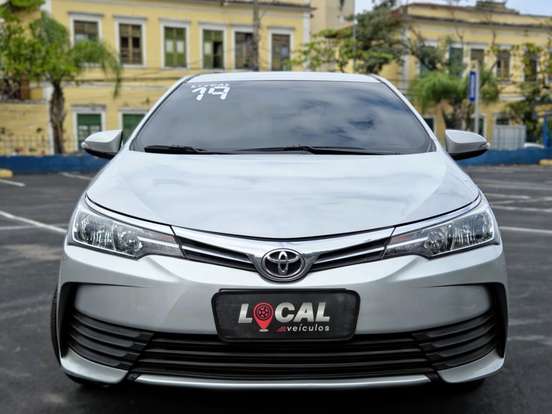 TOYOTA-COROLLA-2018