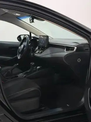 TOYOTA-COROLLA-2024