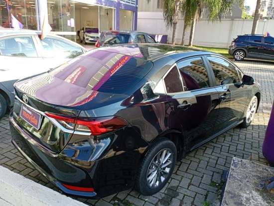 TOYOTA-COROLLA-2024