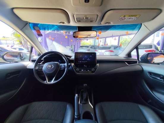 TOYOTA-COROLLA-2024
