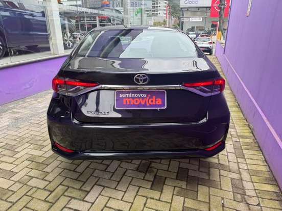 TOYOTA-COROLLA-2024