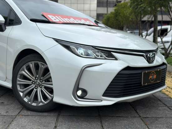 TOYOTA-COROLLA-2021