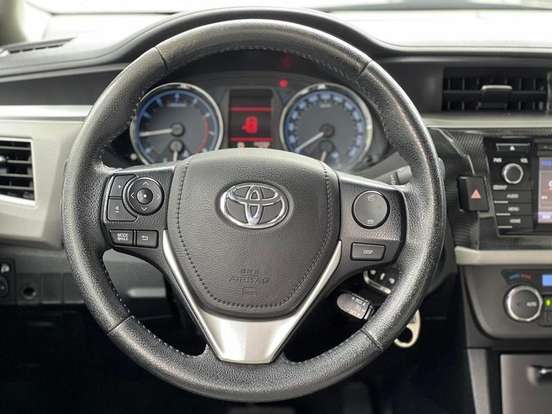 TOYOTA-COROLLA-2016