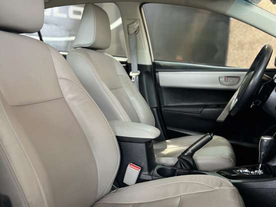 TOYOTA-COROLLA-2016