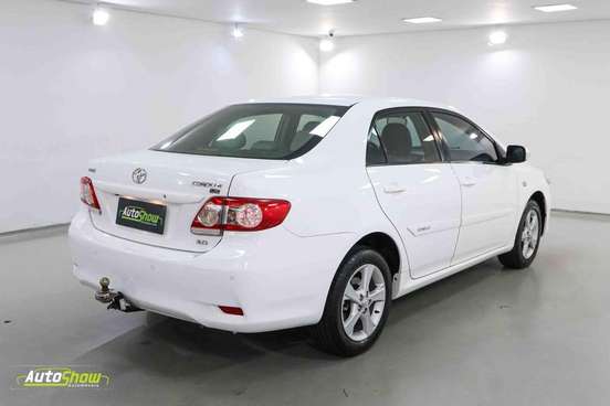 TOYOTA-COROLLA-2013