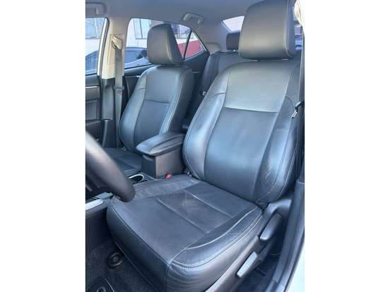 TOYOTA-COROLLA-2017