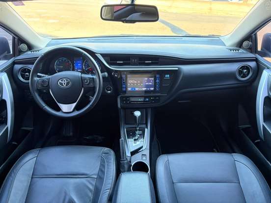 TOYOTA-COROLLA-2017
