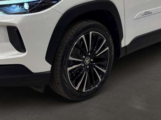 TOYOTA-COROLLA CROSS-2024