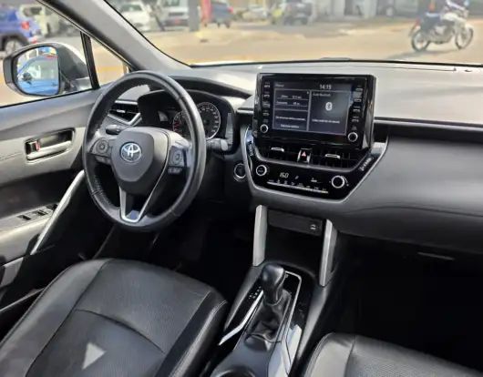 TOYOTA-COROLLA CROSS-2021