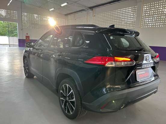 TOYOTA-COROLLA CROSS-2024