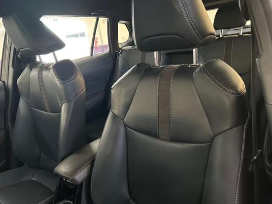 TOYOTA-COROLLA CROSS-2024