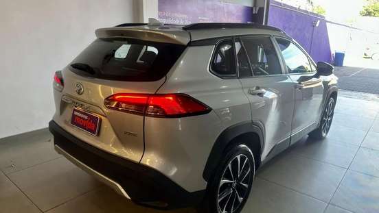 TOYOTA-COROLLA CROSS-2024