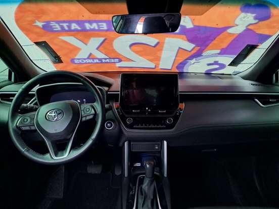 TOYOTA-COROLLA CROSS-2024