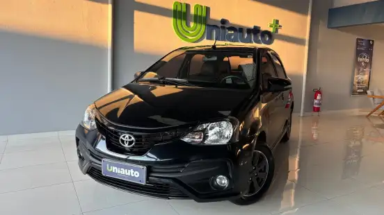 TOYOTA-ETIOS-2017