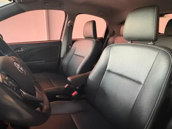 TOYOTA-ETIOS-1.5 XLS 16V FLEX 4P AUTOMÁTICO TOYOTA-ETIOS-2017