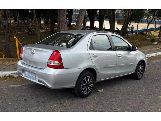TOYOTA-ETIOS-1.5 XS SEDAN 16V FLEX 4P MANUAL TOYOTA-ETIOS-2017