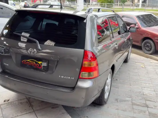 TOYOTA-FIELDER-1.8 16V GASOLINA 4P AUTOMÁTICO TOYOTA-FIELDER-2005