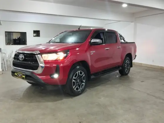 TOYOTA HILUX 2.7 VVT-i FLEX CD SRV 4X2 AUTOMÁTICO