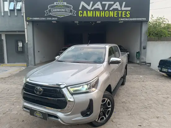 TOYOTA-HILUX-2020
