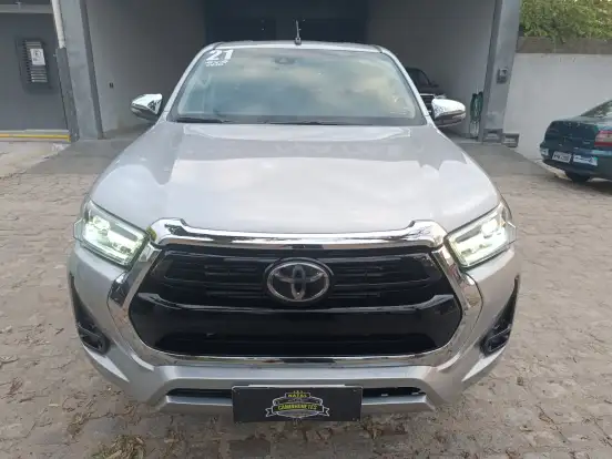 TOYOTA-HILUX-2020