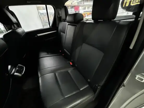 TOYOTA-HILUX-2.8 SRV 4X4 CD 16V DIESEL 4P AUTOMÁTICO TOYOTA-HILUX-2017