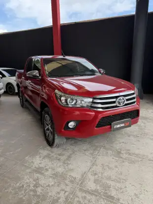 TOYOTA-HILUX-2016