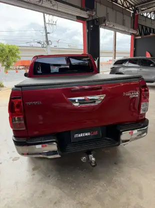 TOYOTA-HILUX-2016