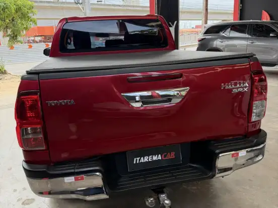 TOYOTA-HILUX-2.8 SRX 4X4 CD 16V DIESEL 4P AUTOMÁTICO TOYOTA-HILUX-2016
