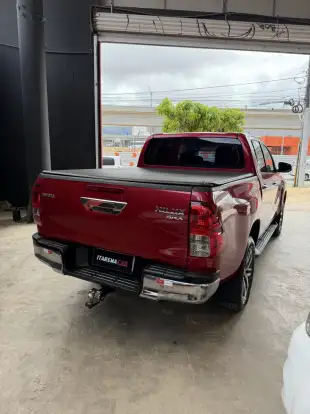 TOYOTA-HILUX-2016