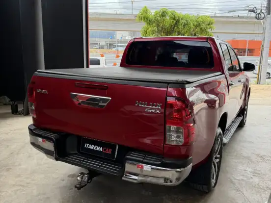 TOYOTA-HILUX-2.8 SRX 4X4 CD 16V DIESEL 4P AUTOMÁTICO TOYOTA-HILUX-2016