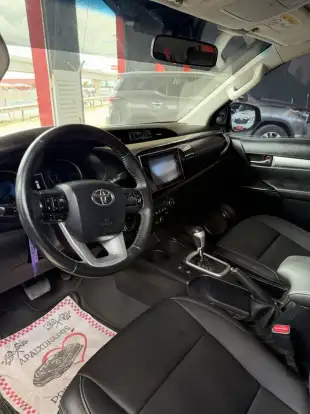 TOYOTA-HILUX-2016