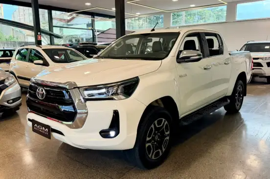 TOYOTA-HILUX-2017