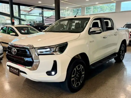 TOYOTA-HILUX-2.8 SRX 4X4 CD 16V DIESEL 4P AUTOMÁTICO TOYOTA-HILUX-2017