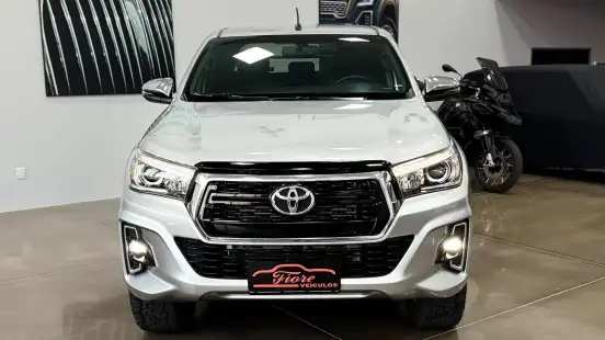 TOYOTA-HILUX-2.8 SRX 4X4 CD 16V DIESEL 4P AUTOMÁTICO TOYOTA-HILUX-2019